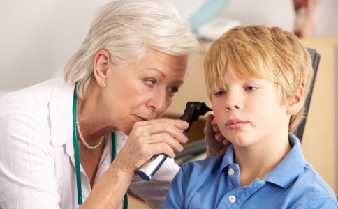 儿童会因为这个7个原因患上中耳炎